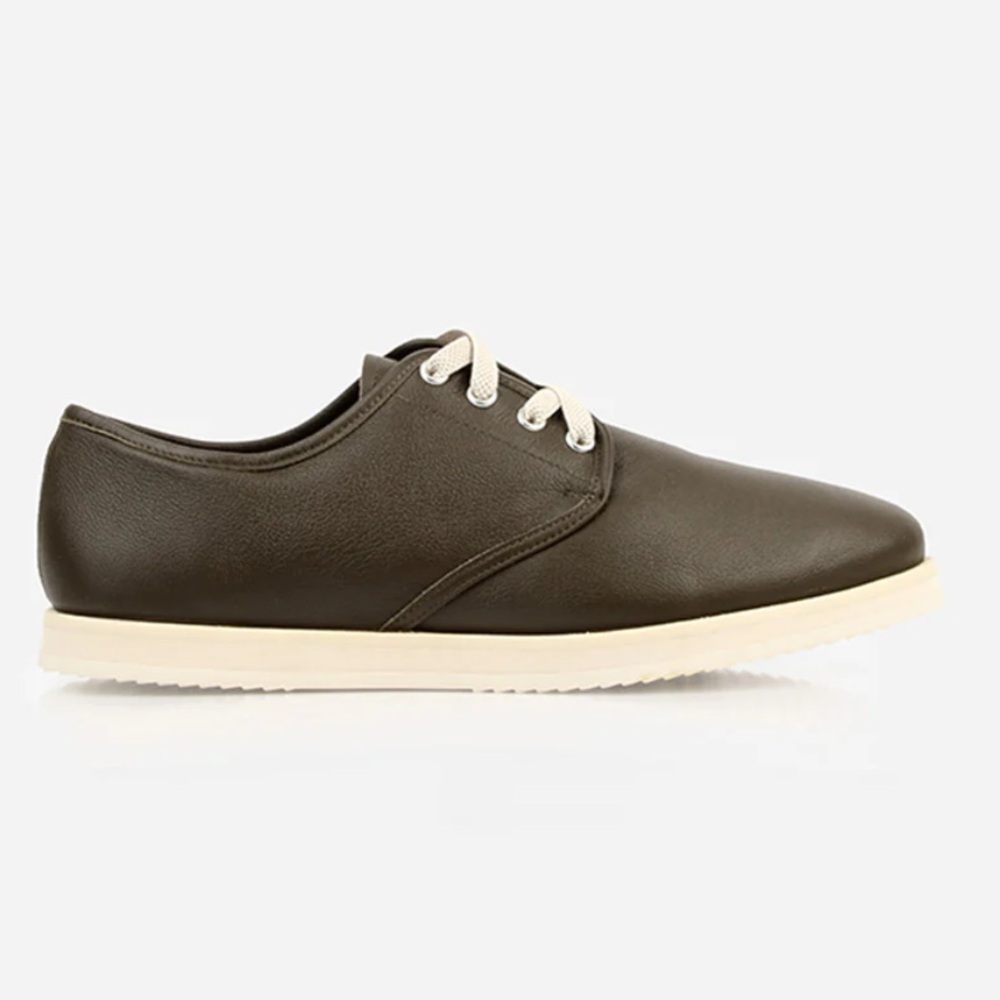 Poppy Barley eyelet sneakers size 6.5